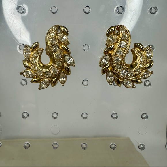 Vintage Avon Gold- and Silver-Tone Rhinestone 1” Pierced Fashion Earrings - Picture 5 of 11